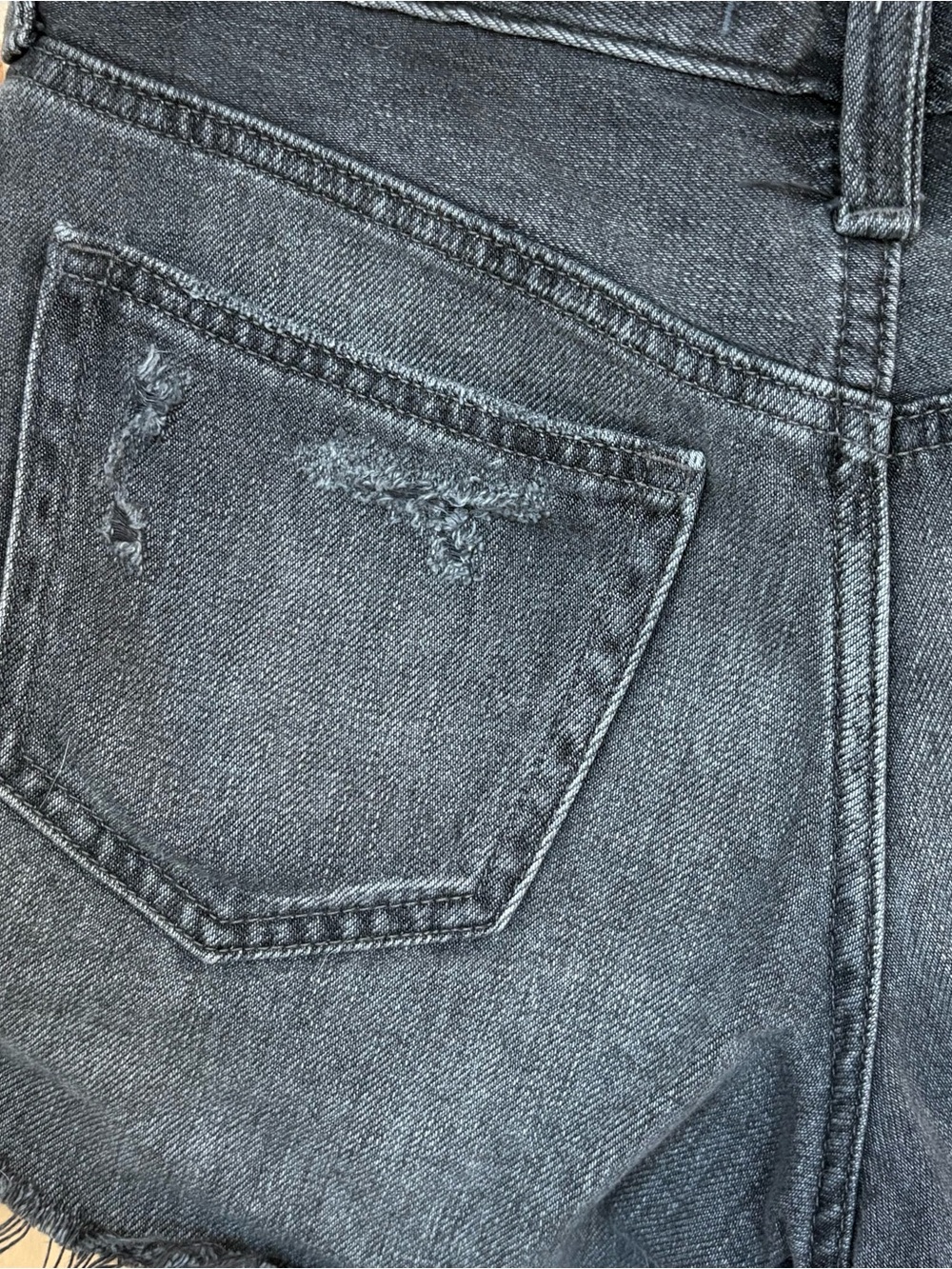 FP shorts - Picture 7 of 7